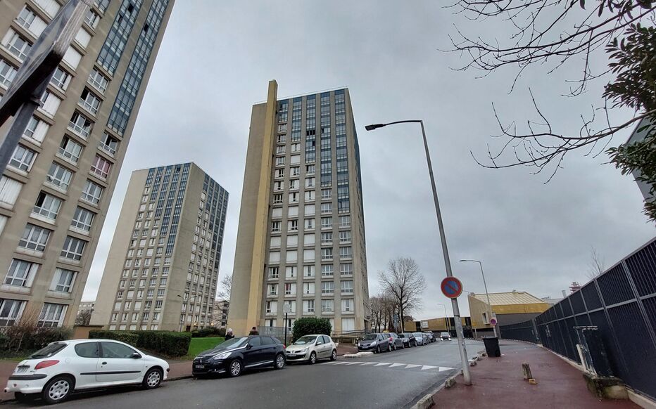 Un enfant de 12 ans a chuté du 11e étage de cet immeuble